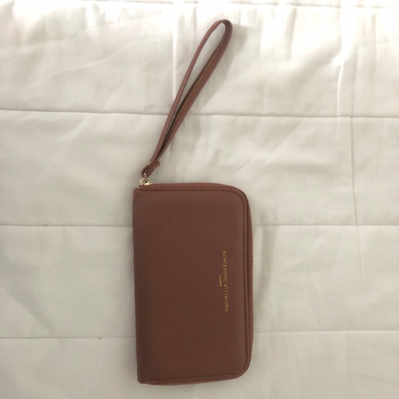 Brown wallet/wristlet - Picture 1 of 2